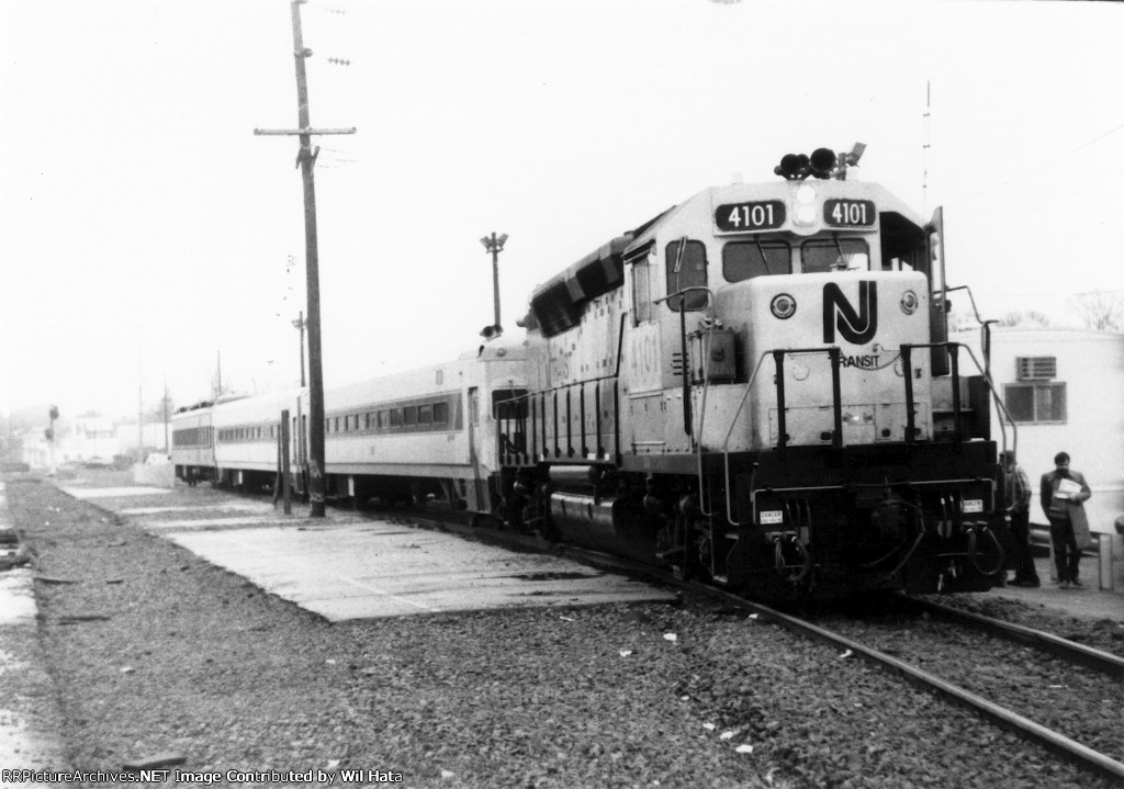 NJT GP40P 4101